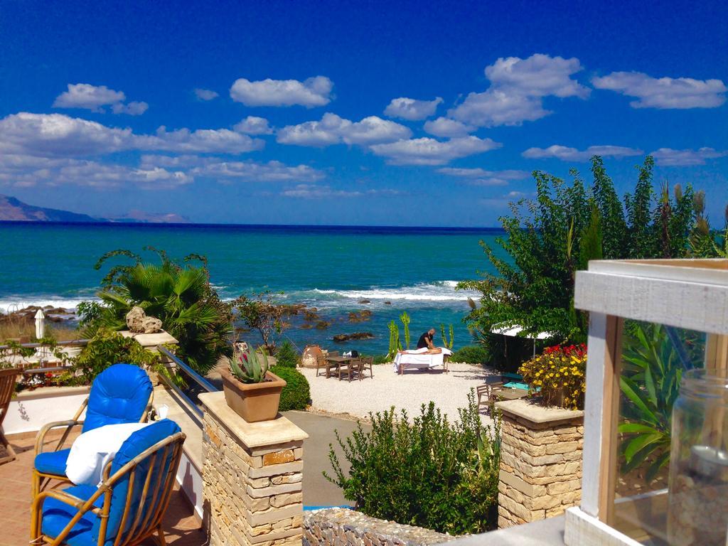 Kanakis Blue Beach Apartments Petres  Exterior photo